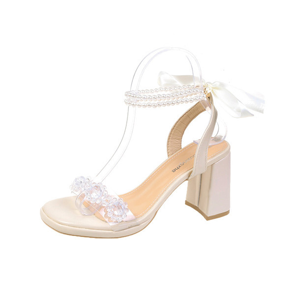 Moderne ženske sandale s biserima i kamenčićima