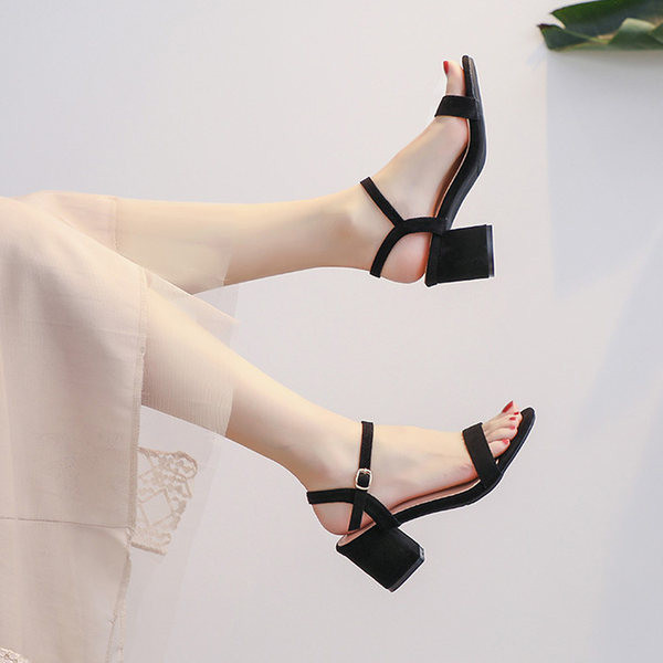 Ženske moderne sandale sa debelom četvrtastom petom 6cm