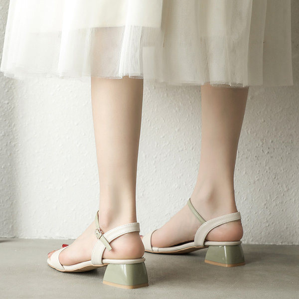 Casual γυναικεία πέδιλα από οικολογικό δέρμα