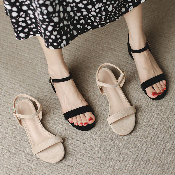 Clean style eko antilop sandale s niskom debelom petom