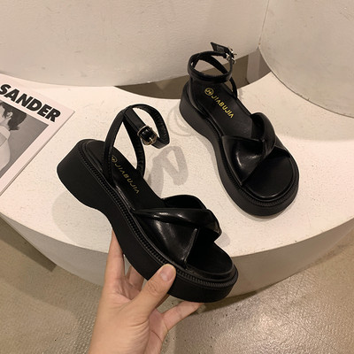 Ежедневни сандали от еко кожа с платформа