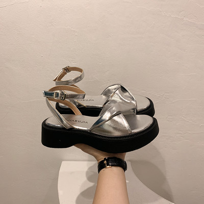 Ежедневни сандали от еко кожа с платформа