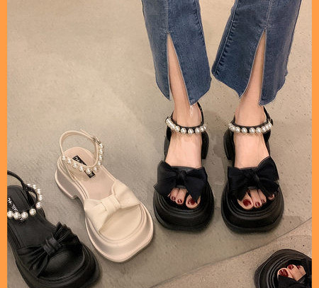 Нов модел дамски сандали с панделка и перли