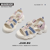 Sports-casual σανδάλια για γυναίκες - διάφορα μοντέλα