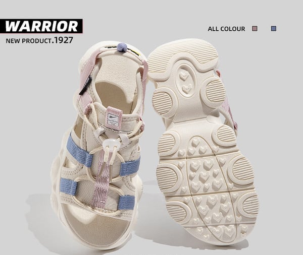 Sports-casual σανδάλια για γυναίκες - διάφορα μοντέλα