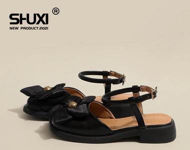 Novi model ženskih sandala sa 3D elementom