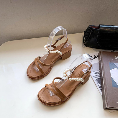 Μοντέρνα γυναικεία σανδάλια με πέρλες - τρία χρώματα