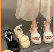 Casual σανδάλια με πέρλες - τρία χρώματα