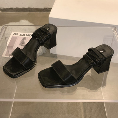 Ženske ležerne sandale s četvrtastom petom na vezanje