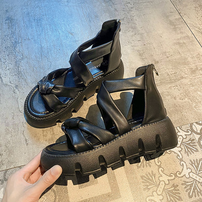 Γυναικεία μοντέρνα σανδάλια από οικολογικό δέρμα και κλείσιμο με φερμουάρ