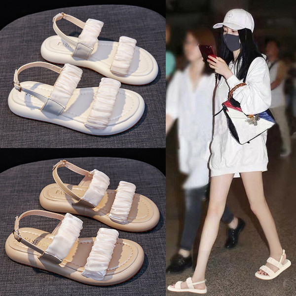 Ležerne sandale sa skupljenim efektom