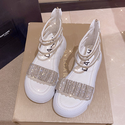 Νέο μοντέλο γυναικεία σανδάλια με τραχιά σόλα και πέτρες