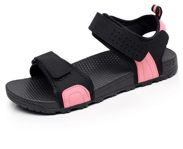 Tekstilne sandale sa ravnim đonom nekoliko modela za žene