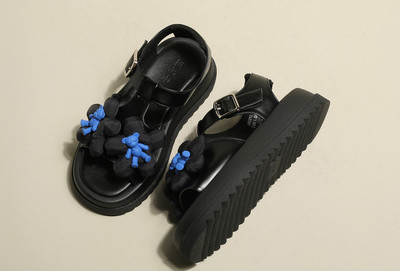 Γυναικεία πέδιλα με ψηλή σόλα 5,5cm νέο μοντέλο