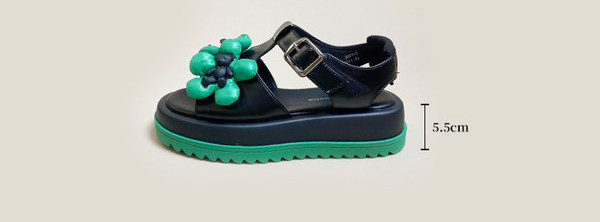 Γυναικεία πέδιλα με ψηλή σόλα 5,5cm νέο μοντέλο