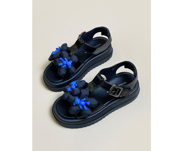 Γυναικεία πέδιλα με ψηλή σόλα 5,5cm νέο μοντέλο