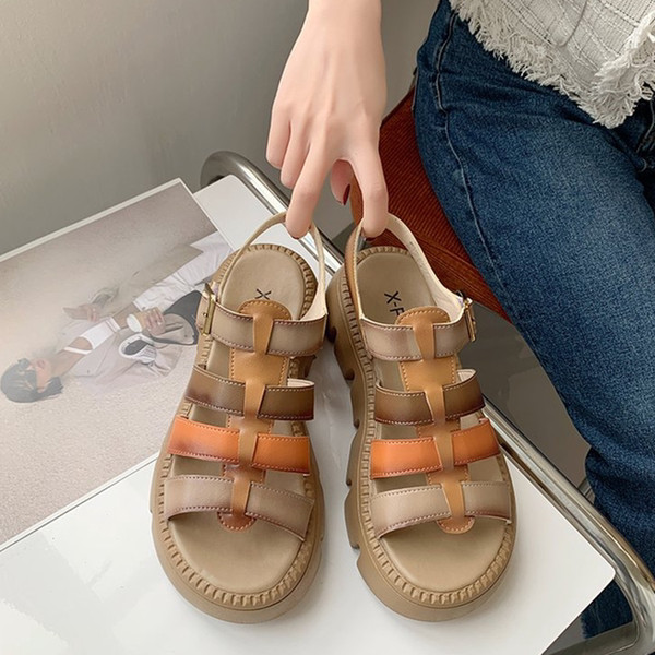 Novi model ženskih sandala sa grubim đonom - tri boje