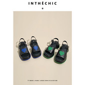 Γυναικεία casual πέδιλα με τραχιά σόλα σε λευκό και μαύρο  χρώμα