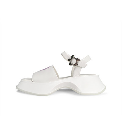 Γυναικεία casual πέδιλα με τραχιά σόλα σε λευκό και μαύρο  χρώμα