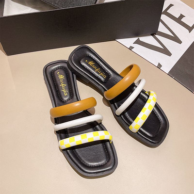 Γυναικείες casual παντόφλες σε δύο χρώματα