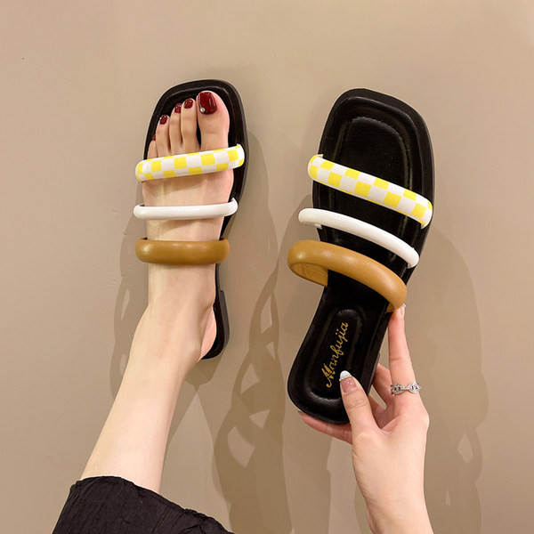 Γυναικείες casual παντόφλες σε δύο χρώματα