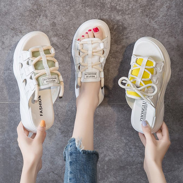 Γυναικείες casual παντόφλες με κορδόνια