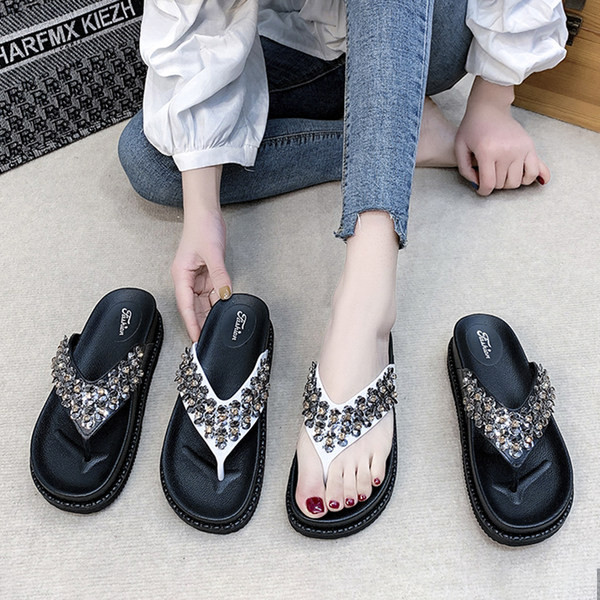 Νέο μοντέλο γυναικείες παντόφλες με πέτρες