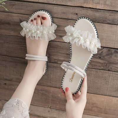 Γυναικείες παντόφλες με τούλι και διακοσμητικές πέρλες