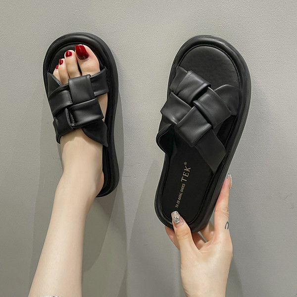 Ženske papuče od eko kože novi model sa ukrštenim remenčićima