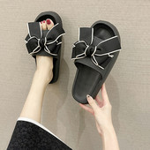 Ženske gumene papuče s ravnim potplatom i trakom