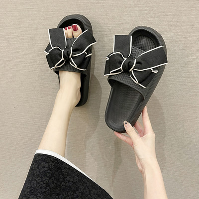 Ženske gumene papuče s ravnim potplatom i trakom