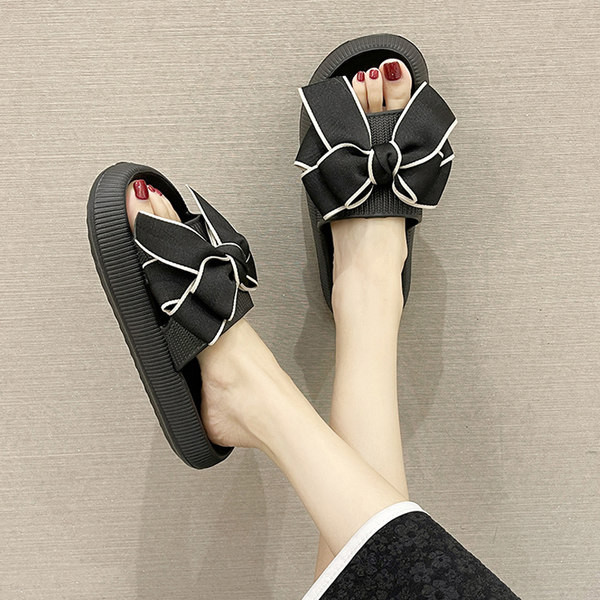 Ženske gumene papuče s ravnim potplatom i trakom