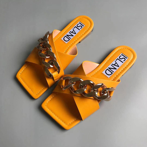 Ženske četvrtaste papuče s metalnim lancem