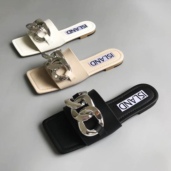 Moderne papuče od eko kože sa metalnim ukrasom