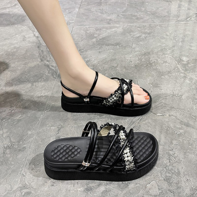 Νέο μοντέλο γυναικείες παντόφλες με χιαστί λουράκια