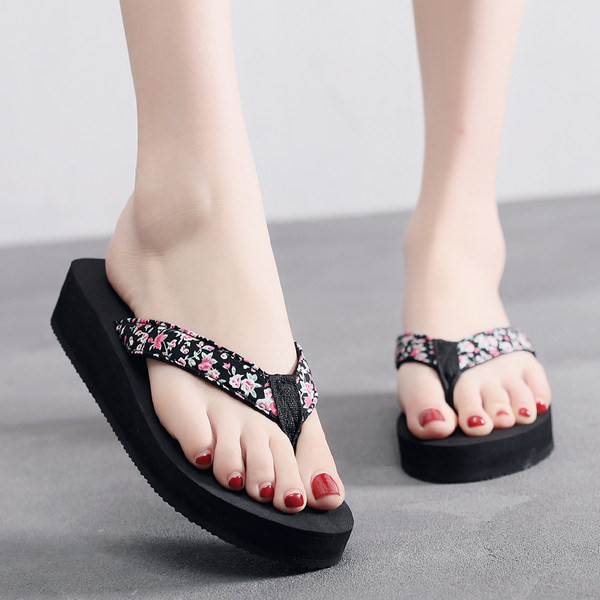 Ženske casual papuče sa cvjetnim motivima