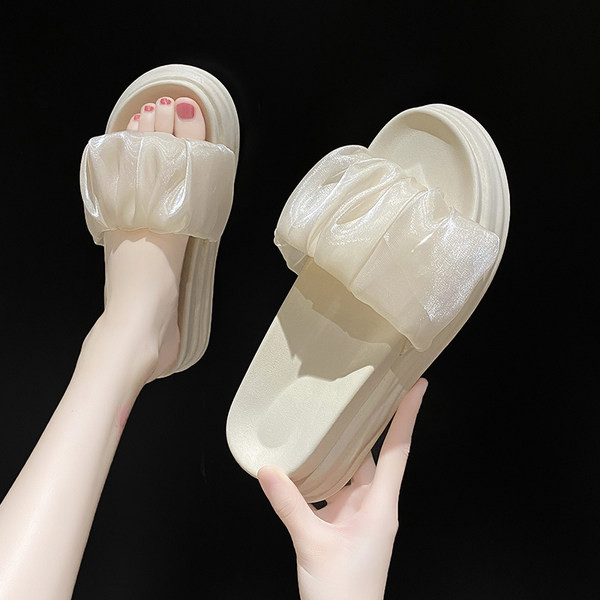 Γυναικείες casual παντόφλες με επίπεδη σόλα