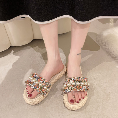 Γυναικείες casual παντόφλες με υφασμάτινες τιράντες και πέρλες