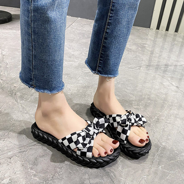 Ženske ležerne karirane papuče ravnog potplata