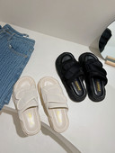 Γυναικείες casual παντόφλες με κούμπωμα  velcro