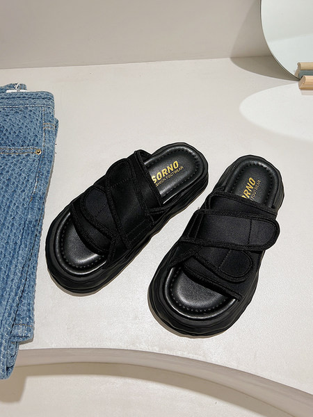 Γυναικείες casual παντόφλες με κούμπωμα  velcro