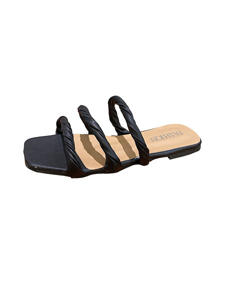 Plokščios kvadratinės odinės šlepetės