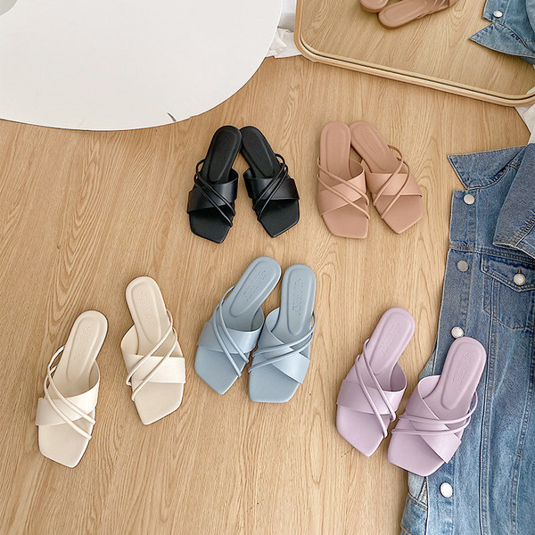 Γυναικείες τετράγωνες έκο δερμάτινες παντόφλες από συνθετική γούνα