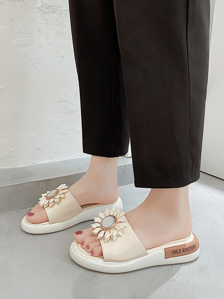 Casual γυναικείες παντόφλες με 3D διακόσμηση