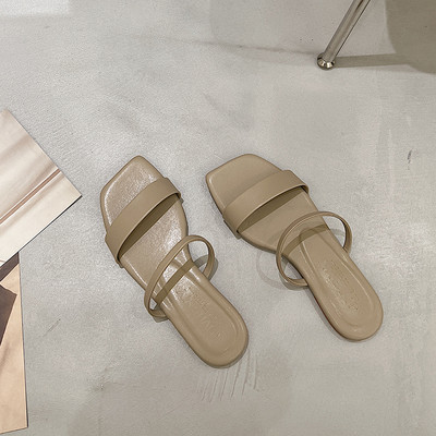 Γυναικείες παντόφλες από τεχνητό δέρμα σε πολλά χρώματα