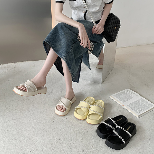 Νέο μοντέλο γυναικείες παντόφλες με πέρλες - τρία χρώματα