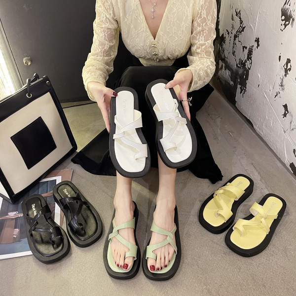 Kožne papuče ravnog potplata u više boja za žene