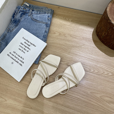 Ženske papuče sa tankim remenčićima od eko kože