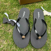 Ženske japanke između prstiju s ravnim potplatom