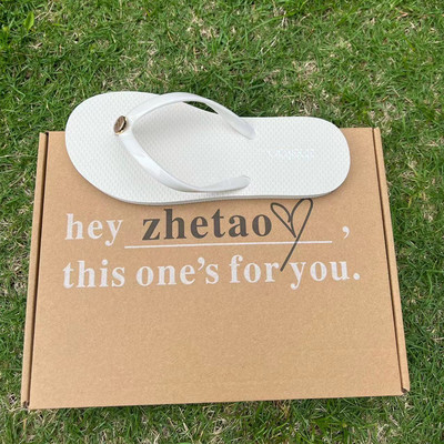 Ženske japanke između prstiju s ravnim potplatom